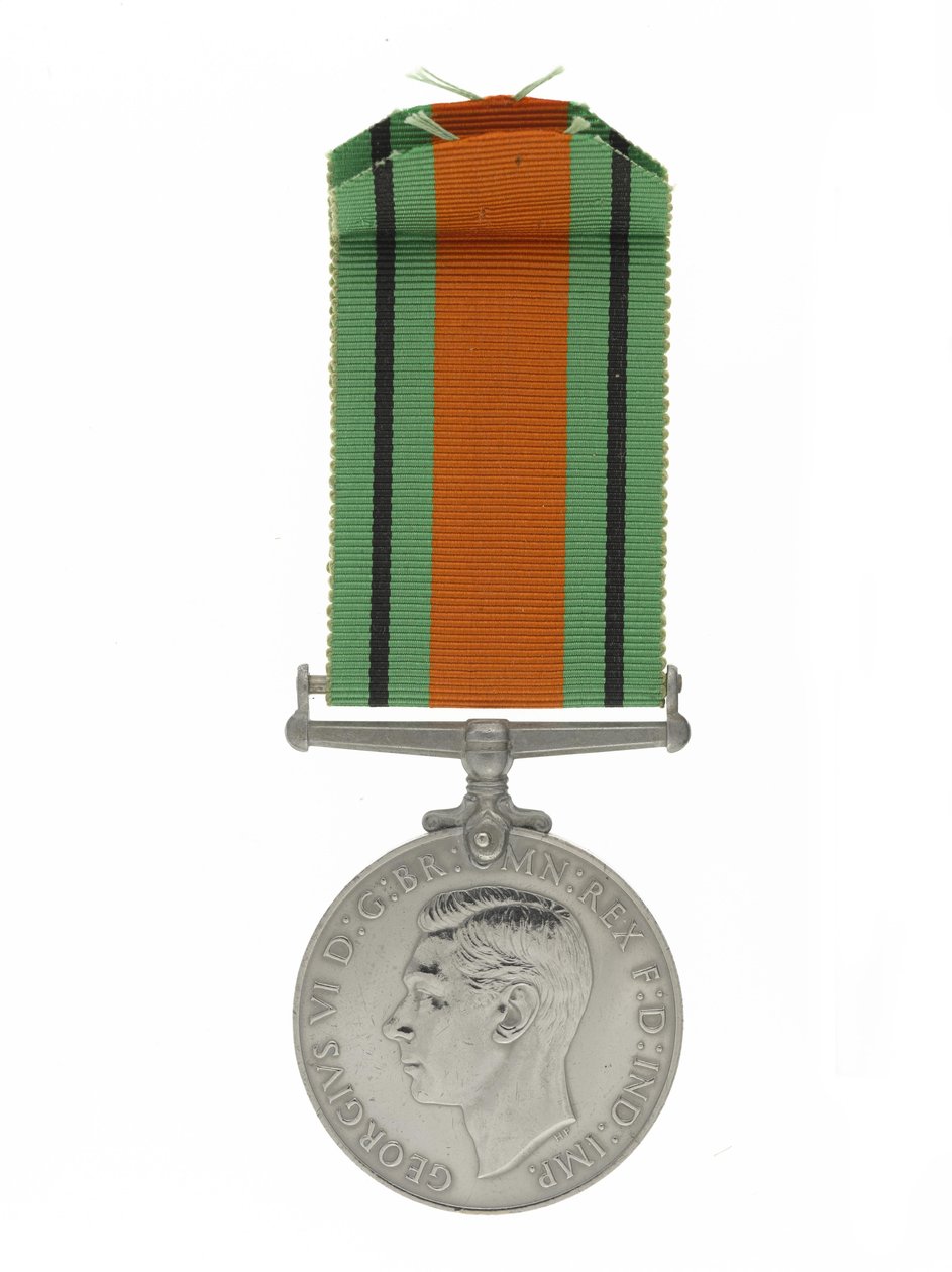 Verdedigingsmedaille 1939-45 door Unbekannt