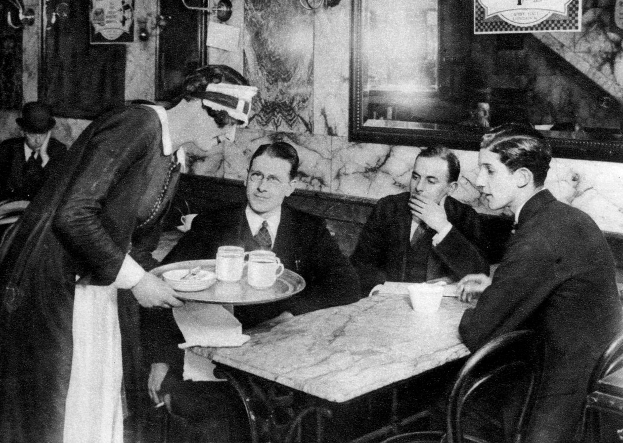 Koffie om elf uur, Londen, 1926-1927 door Unbekannt