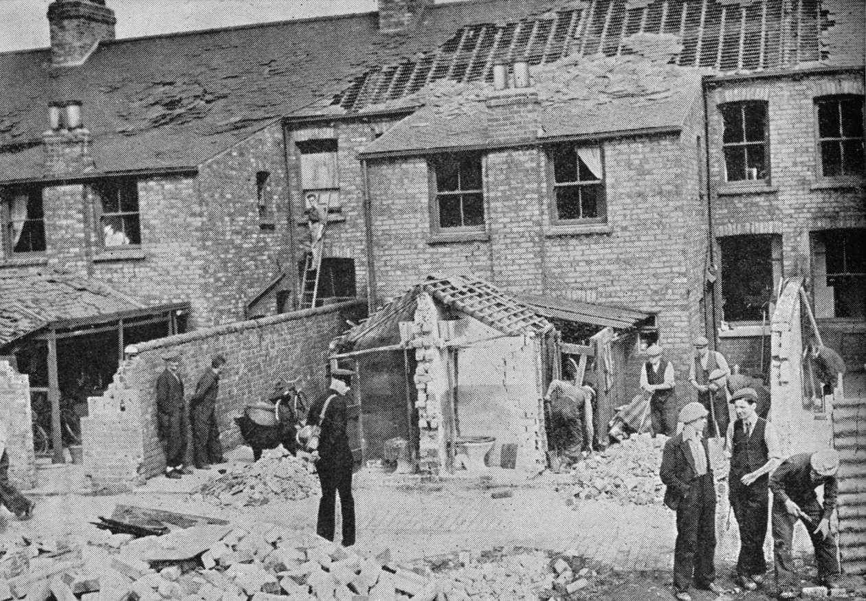 Eerste Bommen op Engeland, 1940 door Unbekannt