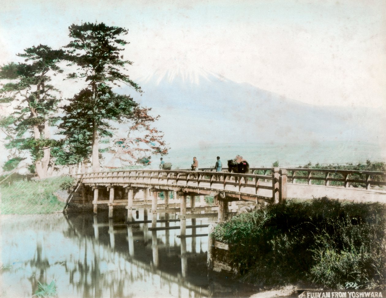 Fujiyama vanuit Yoshiwara, Japan door Unbekannt