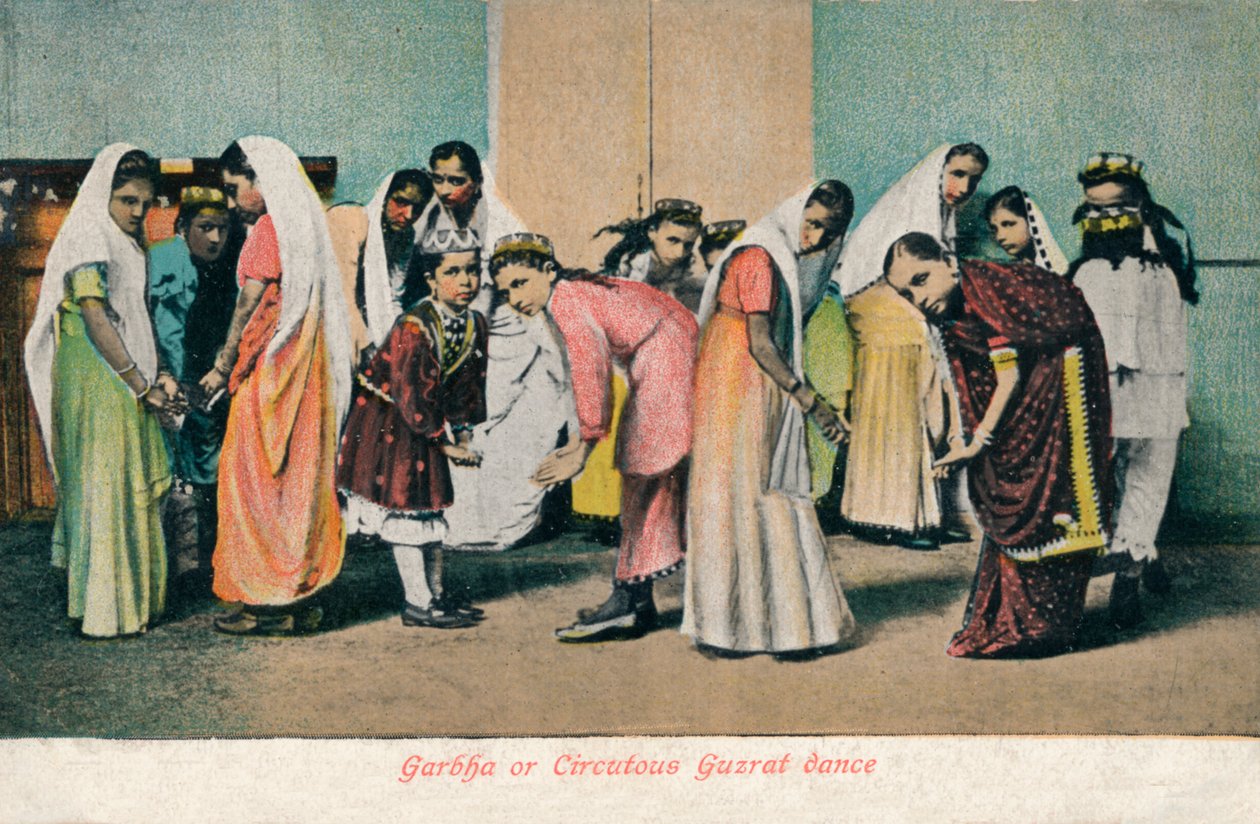 Garbha of Circutous Gurzat dans, ca. 1910 door Unbekannt