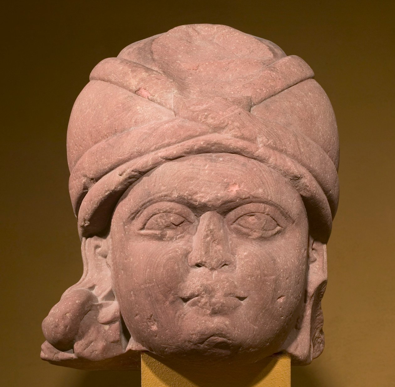 Hoofd van een Yaksha, ca. 125 v.Chr. door Unbekannt