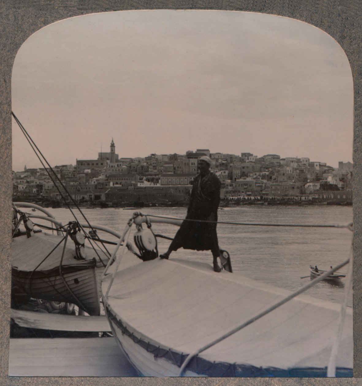 Jaffa het oude Joppa vanaf de Zee, ca. 1900 door Unbekannt