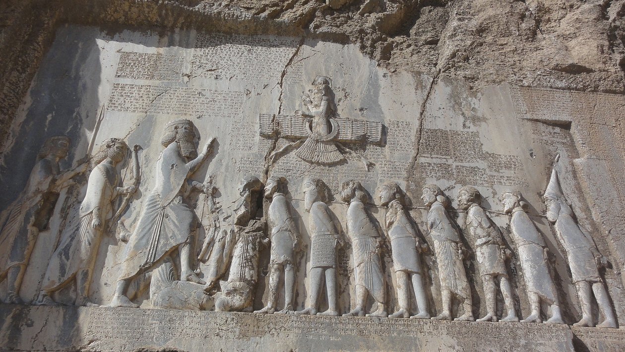 Koning Darius I. en gevangenen, 521 v.Chr. door Unbekannt