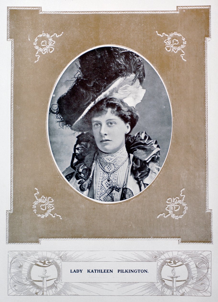 Lady Kathleen Pilkington door Unbekannt