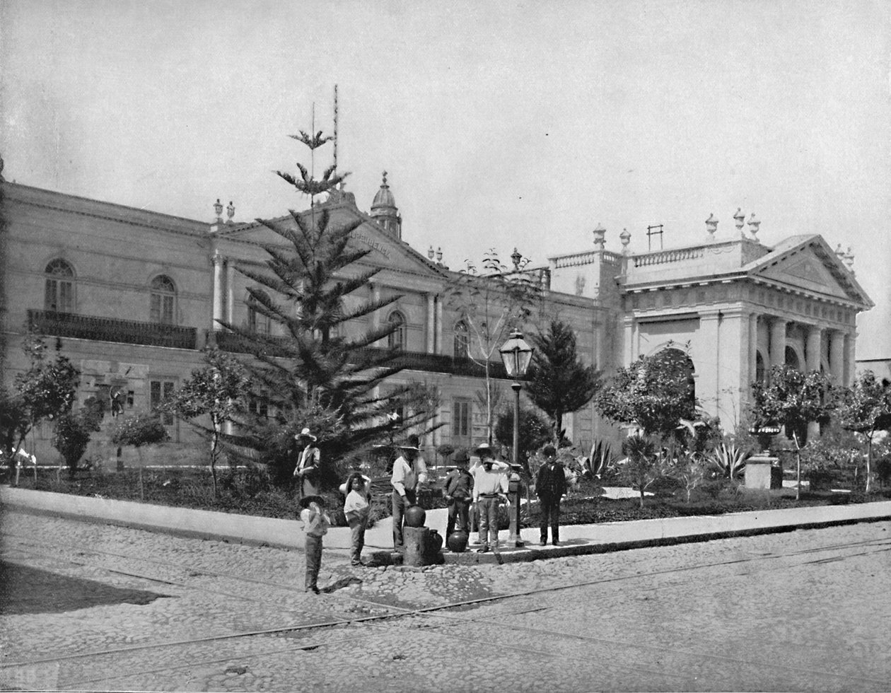 Rechtenfaculteit, Guadalajara, Mexico, ca. 1897 door Unbekannt