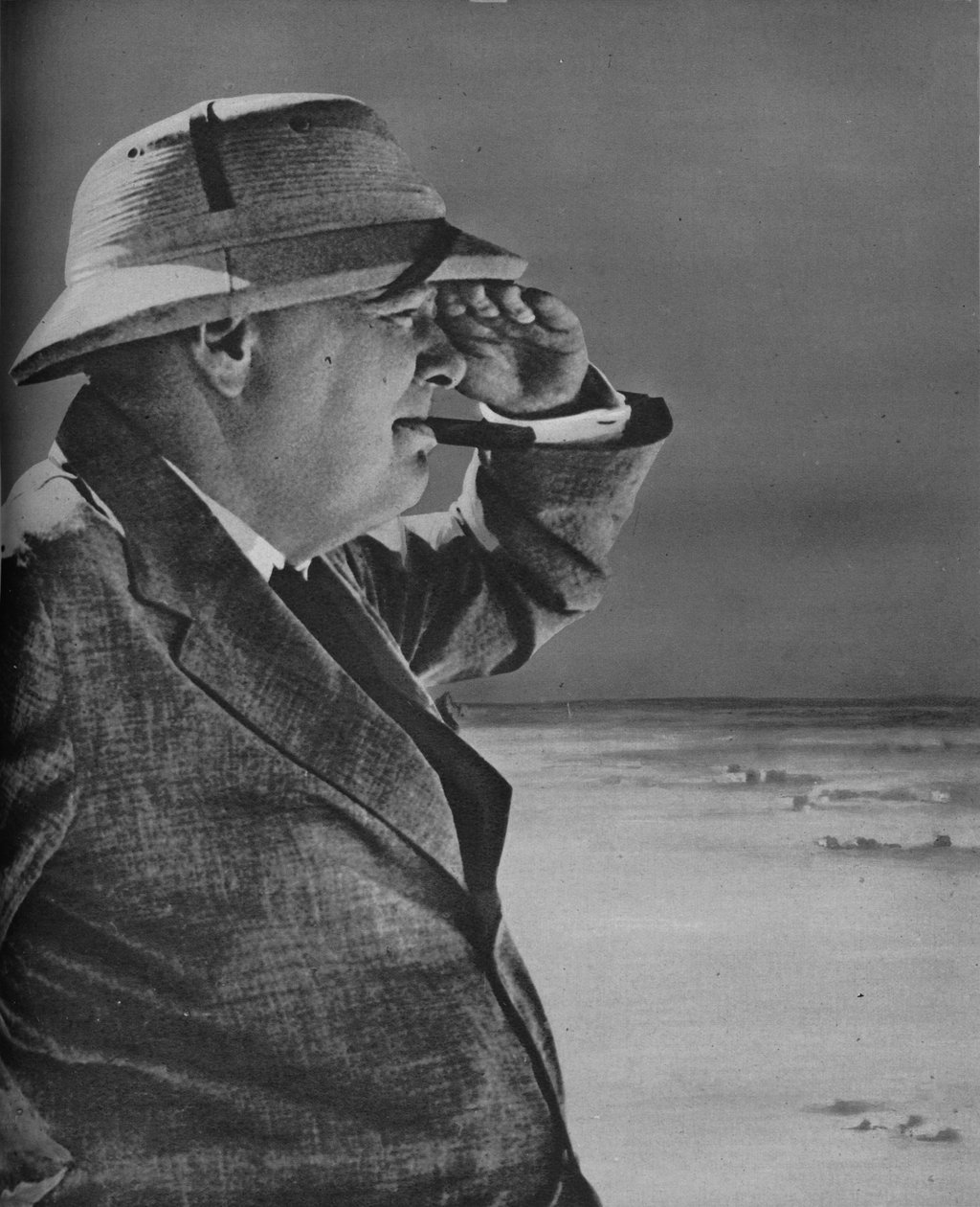 Mr. Churchill Bespiedt de Vijand, 1943 door Unbekannt