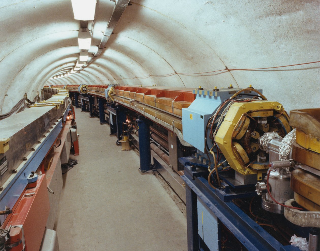 Deeltjesversneller tunnel, CERN, Genève, 20e eeuw door Unbekannt
