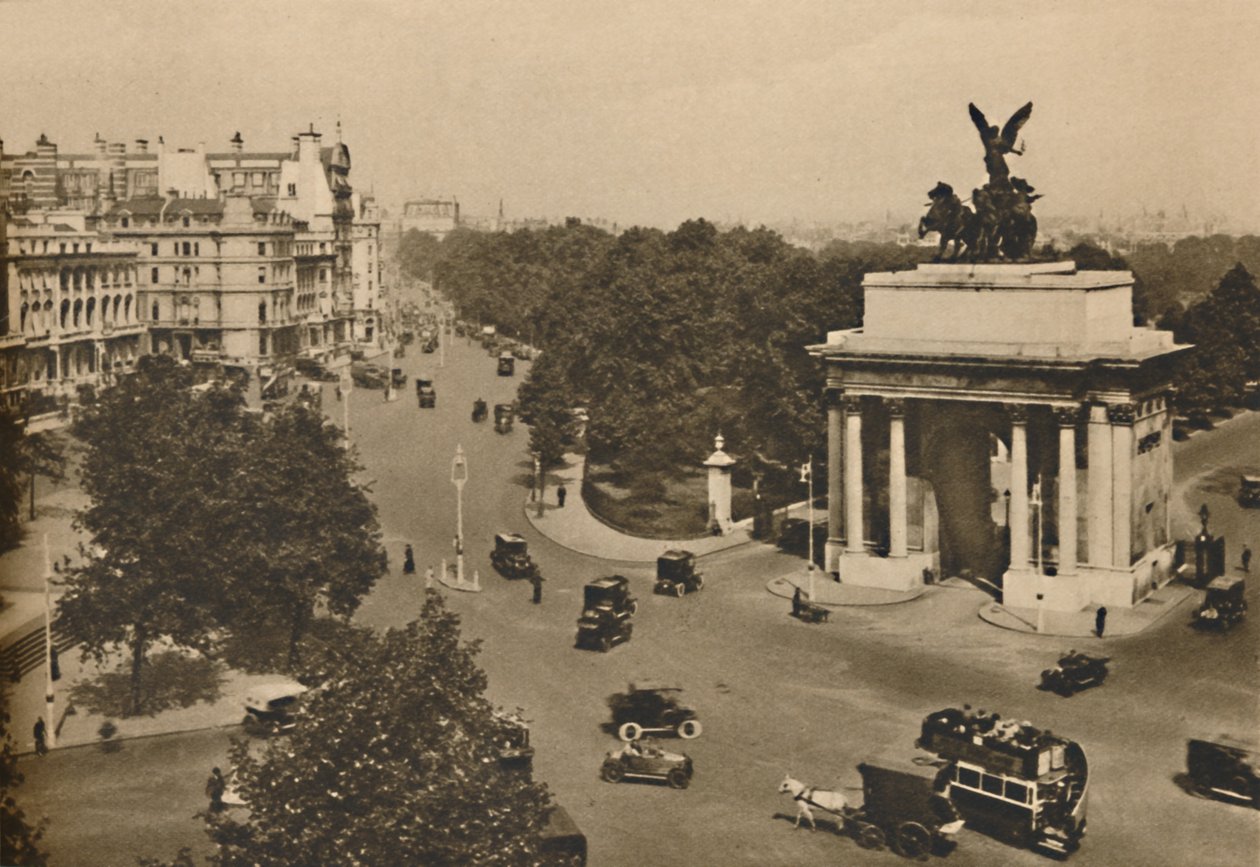 Piccadilly en de Quadriga van Constitution Hill, c1935 door Unbekannt