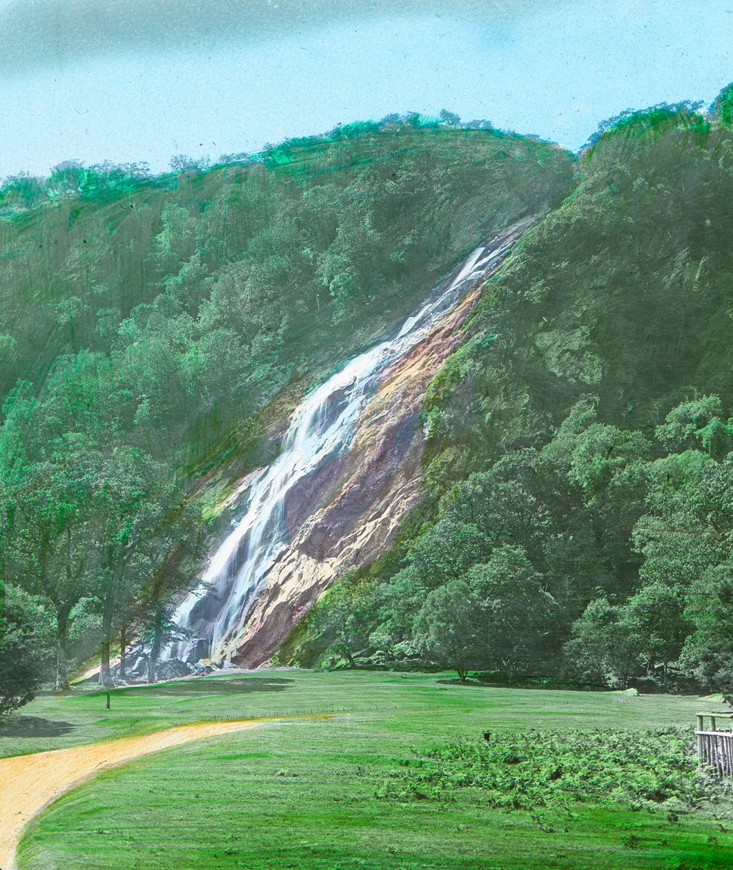 Powerscourt-waterval, Co. Wicklow door Unbekannt