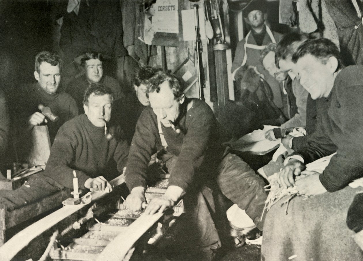 Voorbereiden van een Slee Tijdens de Winter, 1908, 1909 door Unbekannt