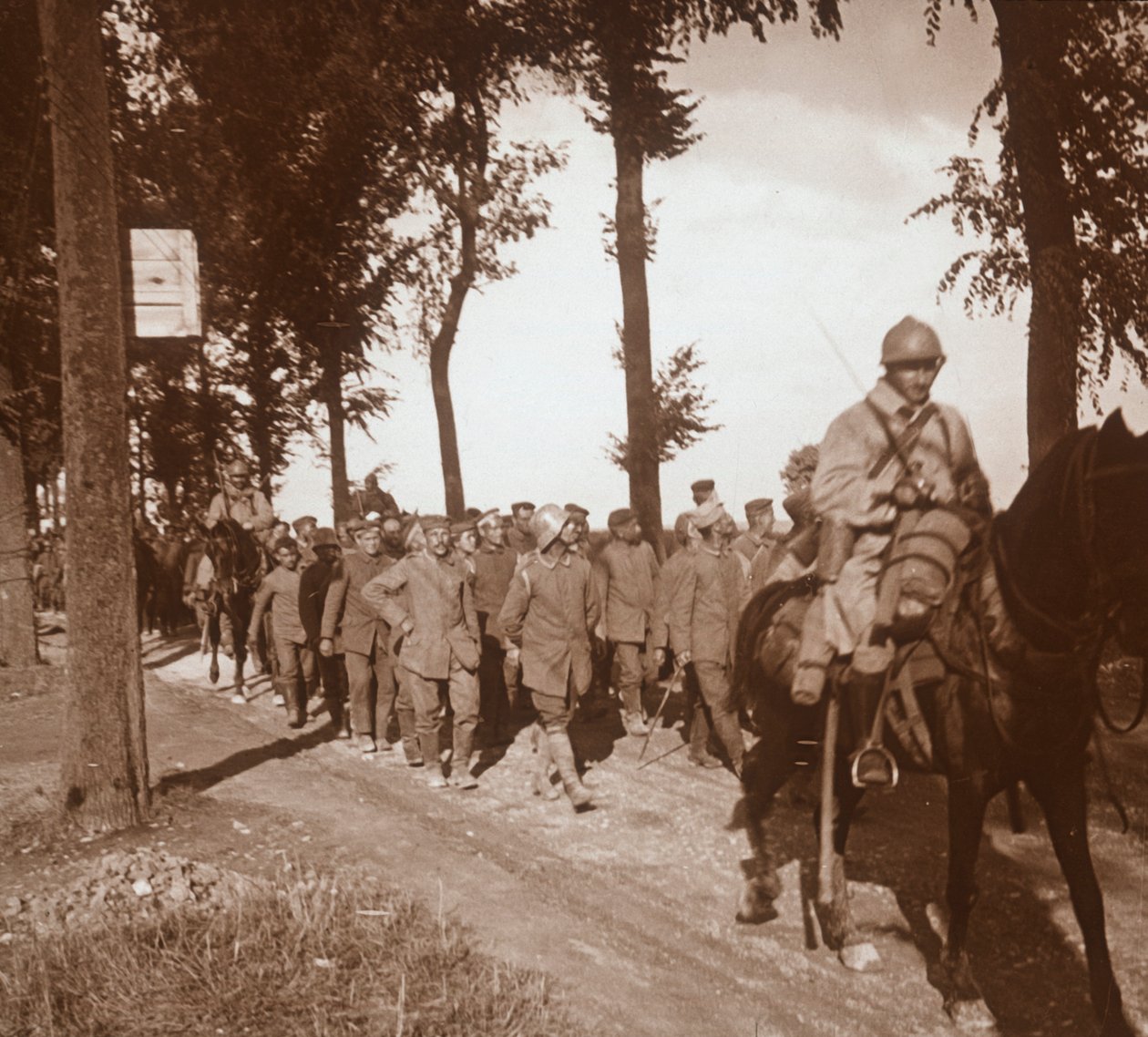 Gevangenen in Catenoy, Oise, Noord-Frankrijk, ca. 1914-ca. 1918 door Unbekannt