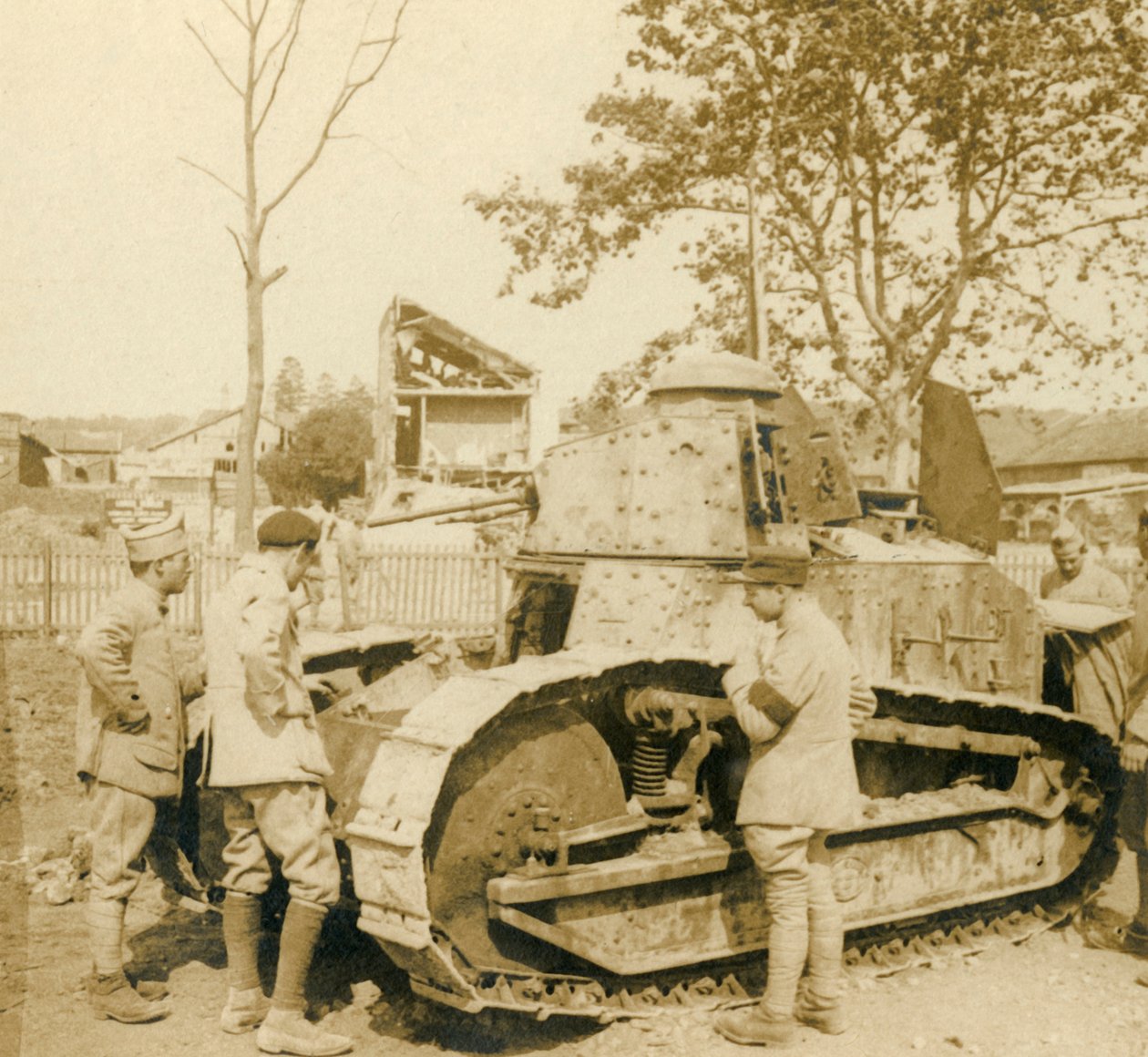 Kleine Renault tank, ca. 1914-ca. 1918 door Unbekannt