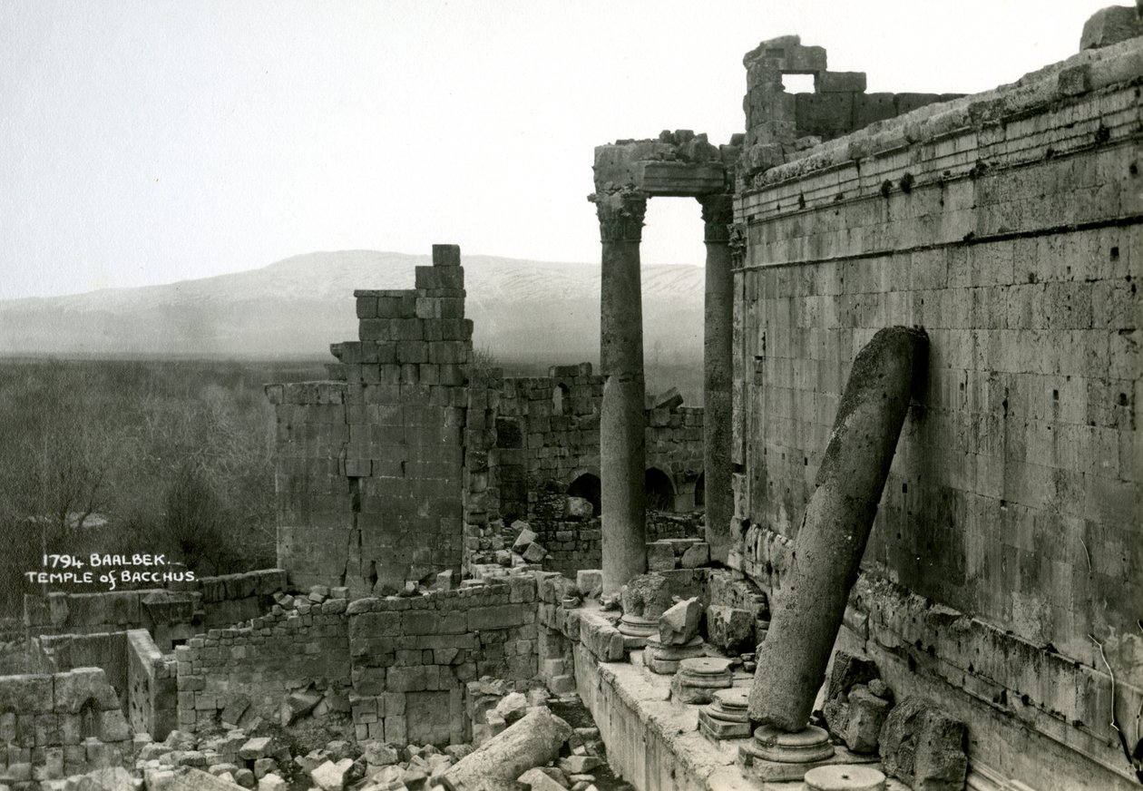 Tempel van Bacchus, Baalbek, Libanon, ca. 1920s-1930s door Unbekannt