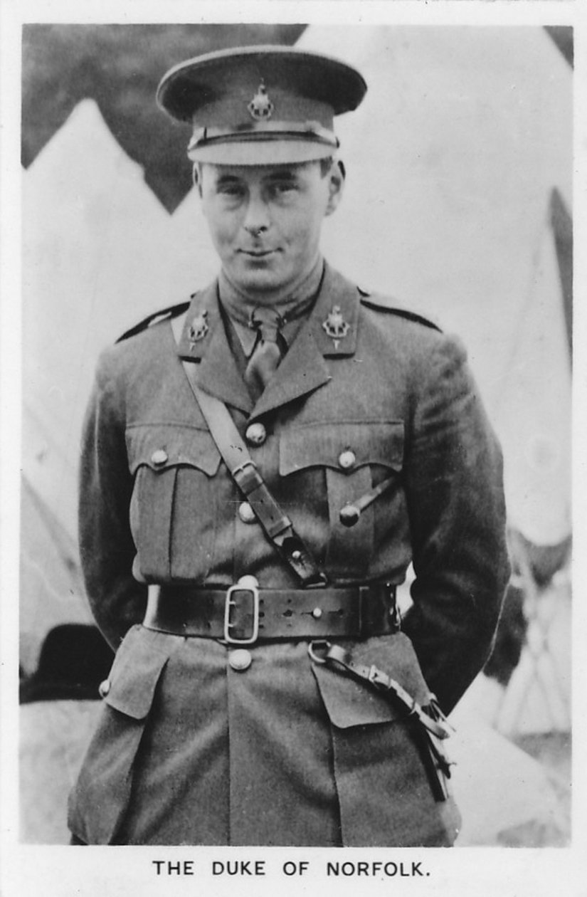 De 16e Hertog van Norfolk, 1937 door Unbekannt