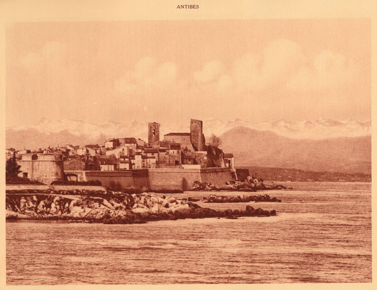 De Alpenkam en Antibes, 1930 door Unbekannt