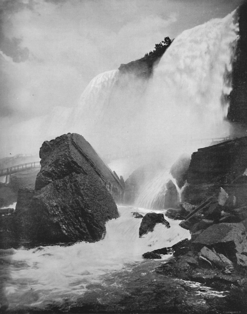 De rotsen onder de Amerikaanse waterval, 19e eeuw door Unbekannt