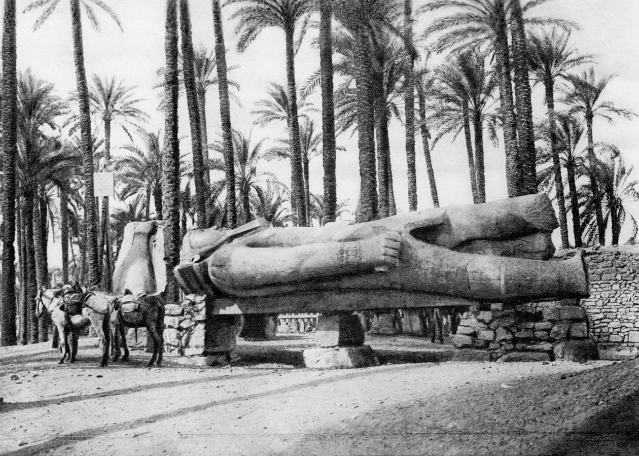 Het Standbeeld van Ramses II, Caïro, Egypte, c1920s door Unbekannt
