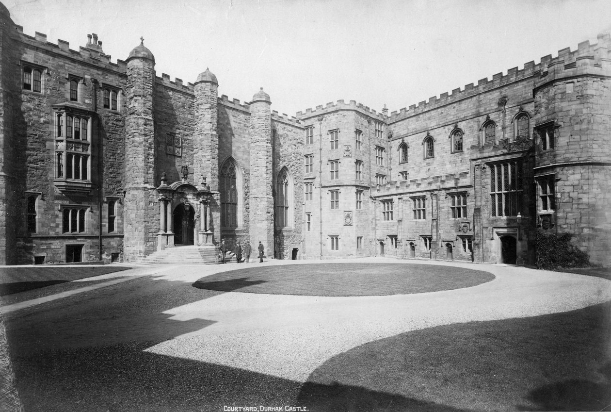 De binnenplaats, Durham Castle, Engeland door Unbekannt