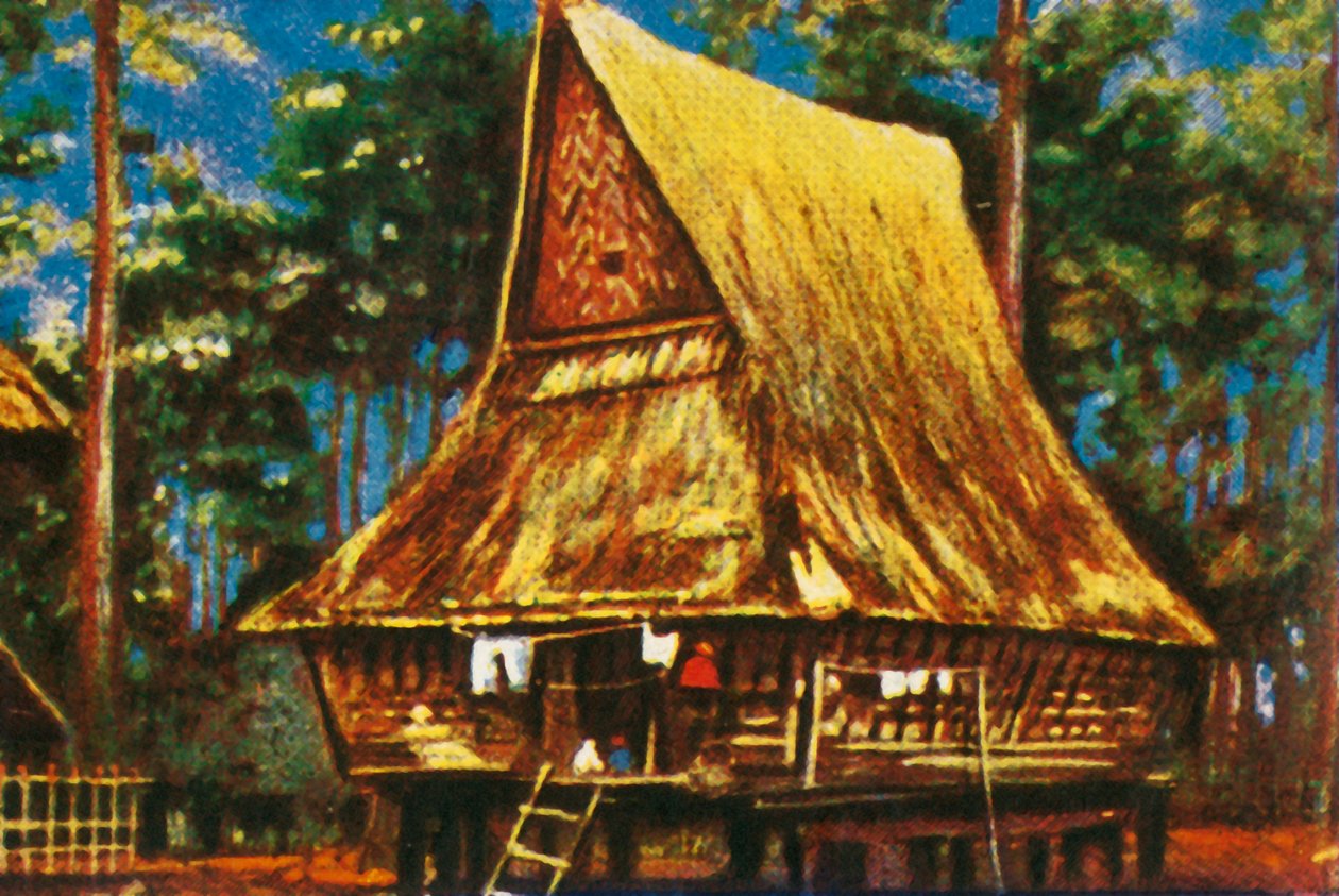 Traditioneel huis op palen, Sumatra, c1928 door Unbekannt