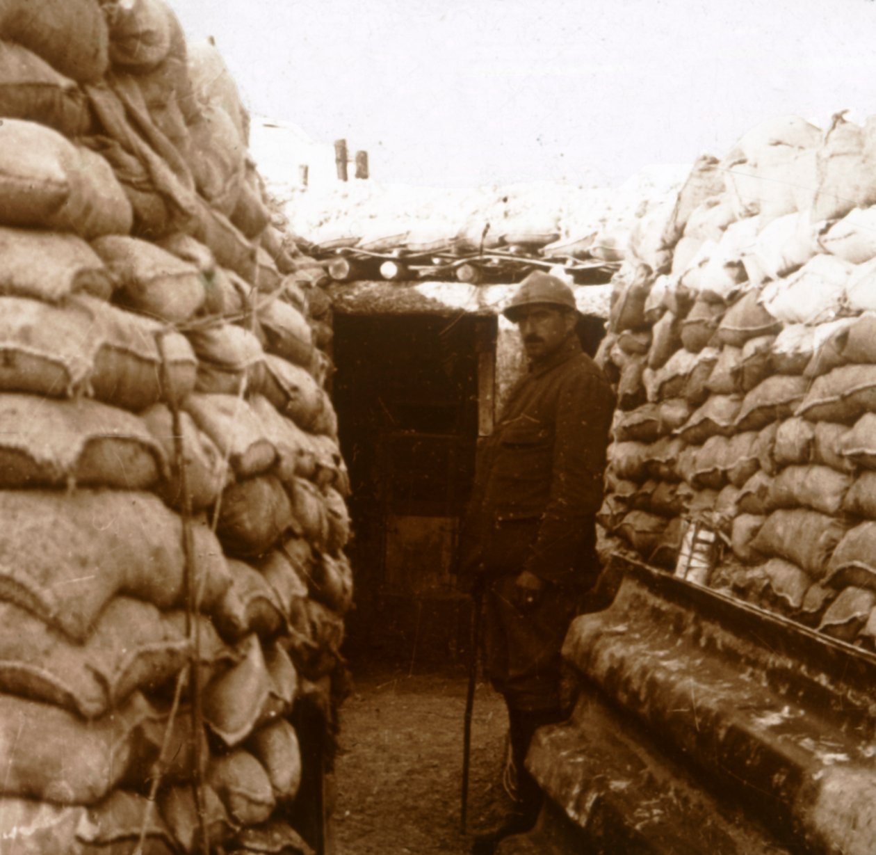 Loopgraven in Champagne, Noord-Frankrijk, ca. 1914-ca. 1918 door Unbekannt