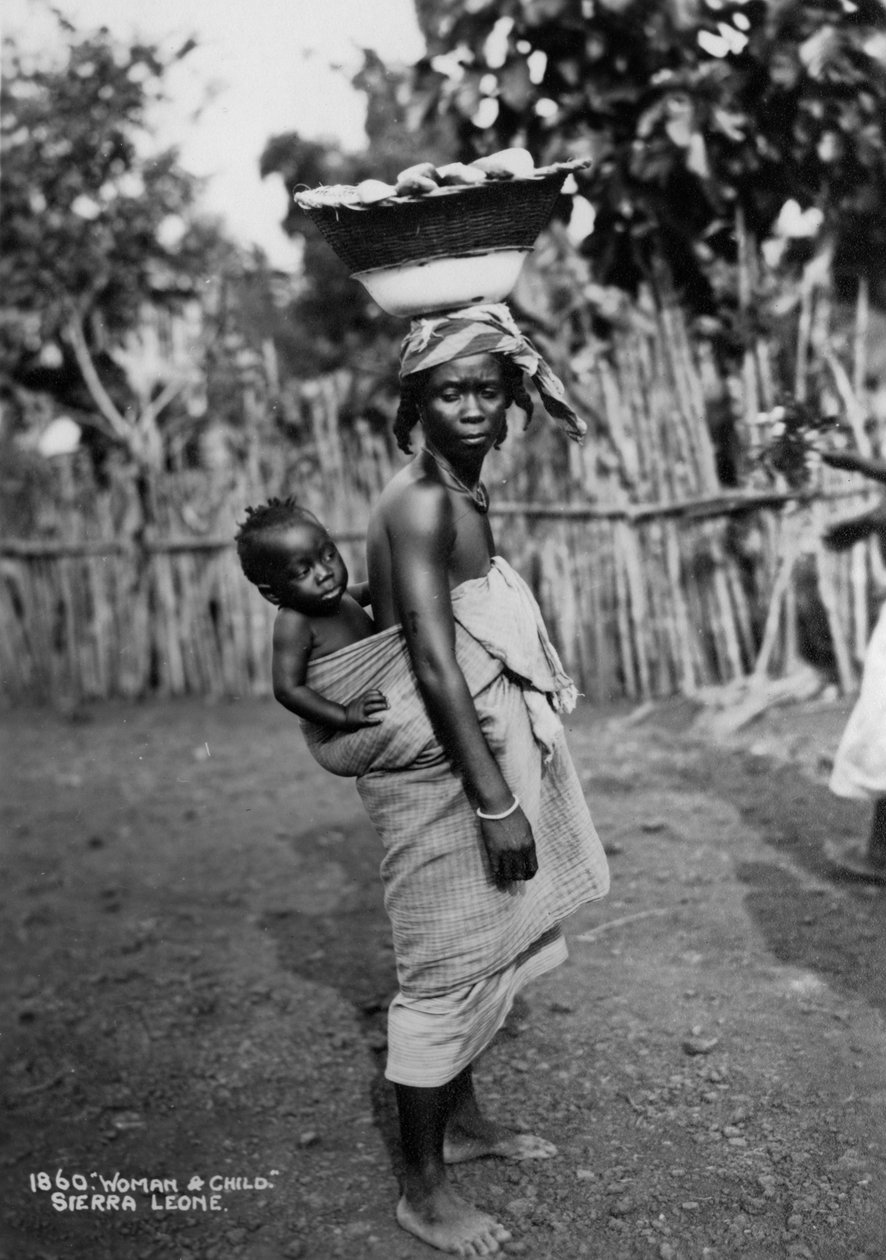 Vrouw en kind, Sierra Leone door Unbekannt