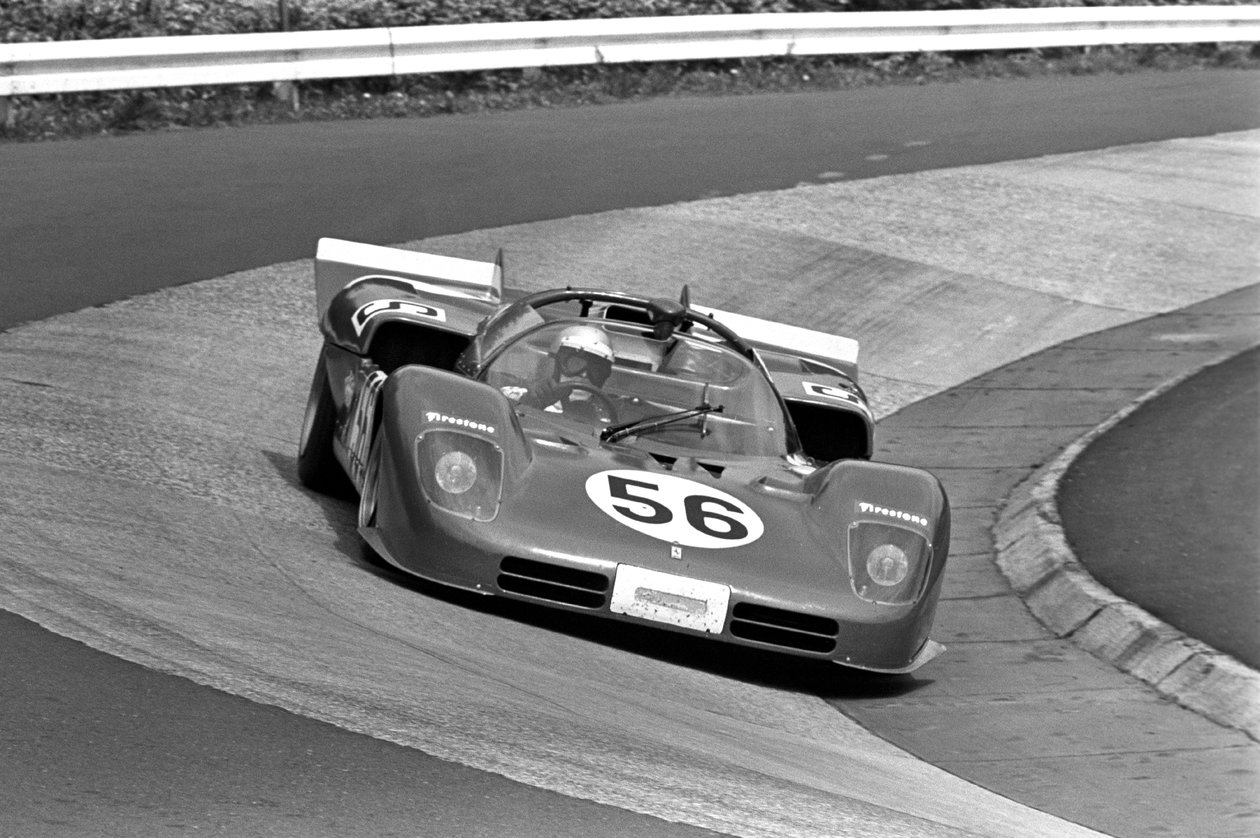 Ferrari 512 Spyder van John Surtees-Peter Schetty-Jacky Ickx door Unbekannt Unbekannt