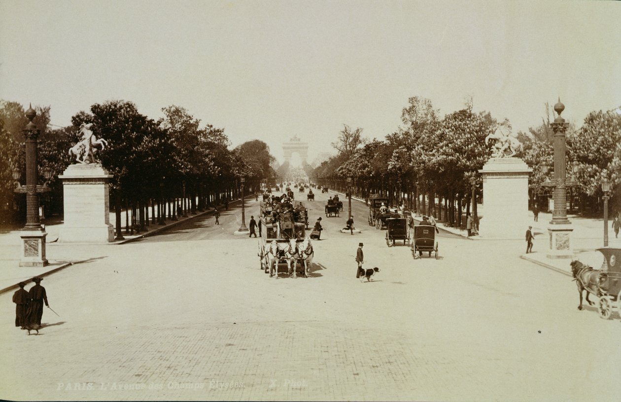 De Champs Elysees, Parijs door Unbekannt