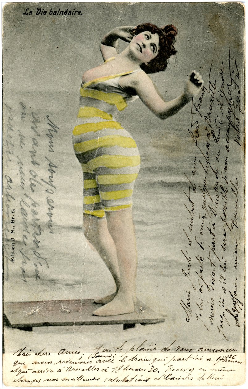 Vrouwen in badpakken, ca. begin 1900 (ansichtkaart) door Alec Hunter