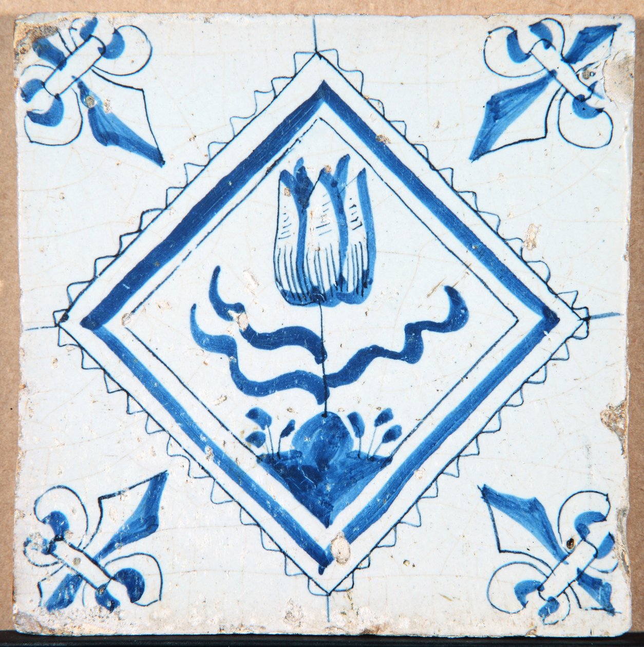 Tulp in een diamant (met leliehoeken) 1620-50 door Unbekannt Unbekannt