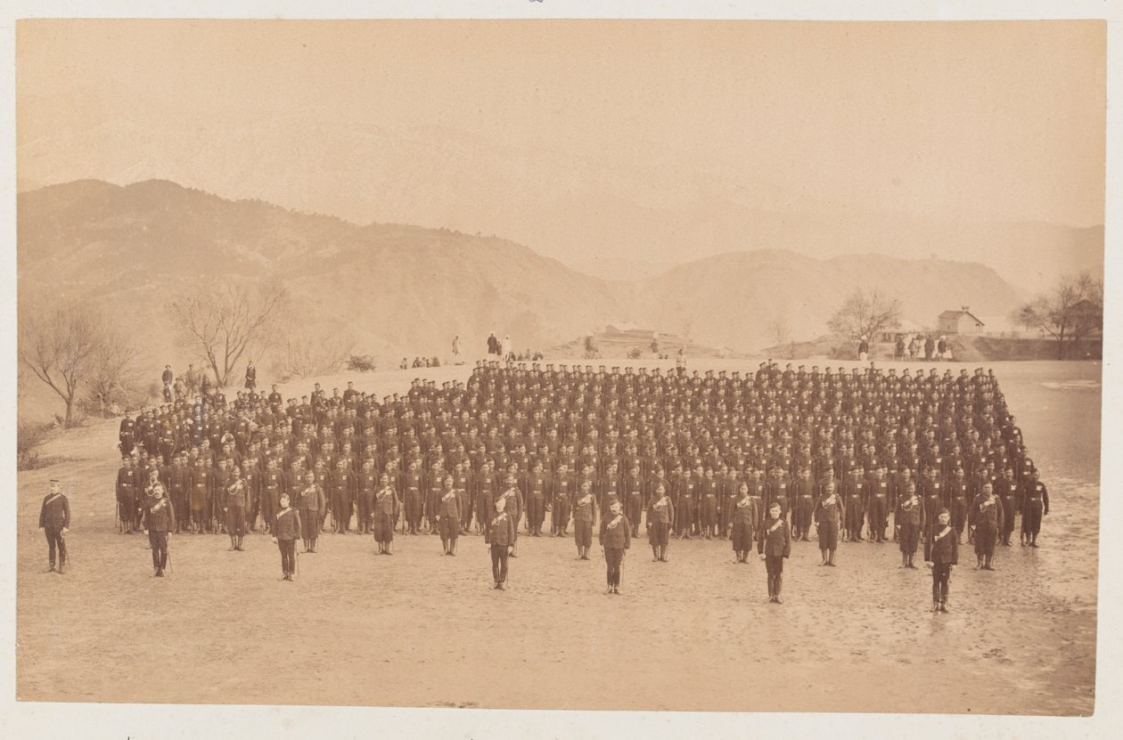 4e Gurkha (Geweer) Regiment op parade door Unknown photographer