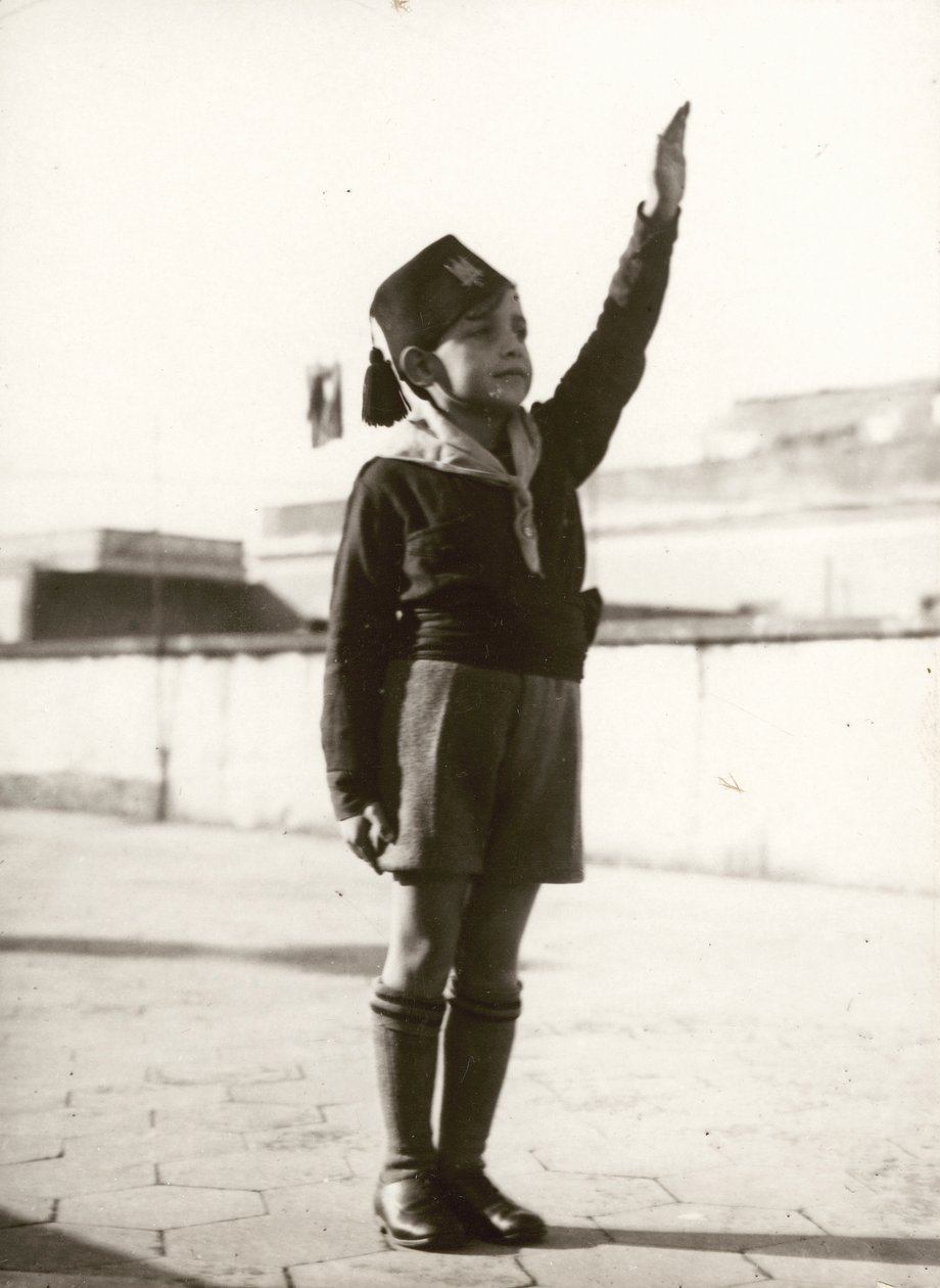 Fascisme, kleine tafel door Unknown photographer