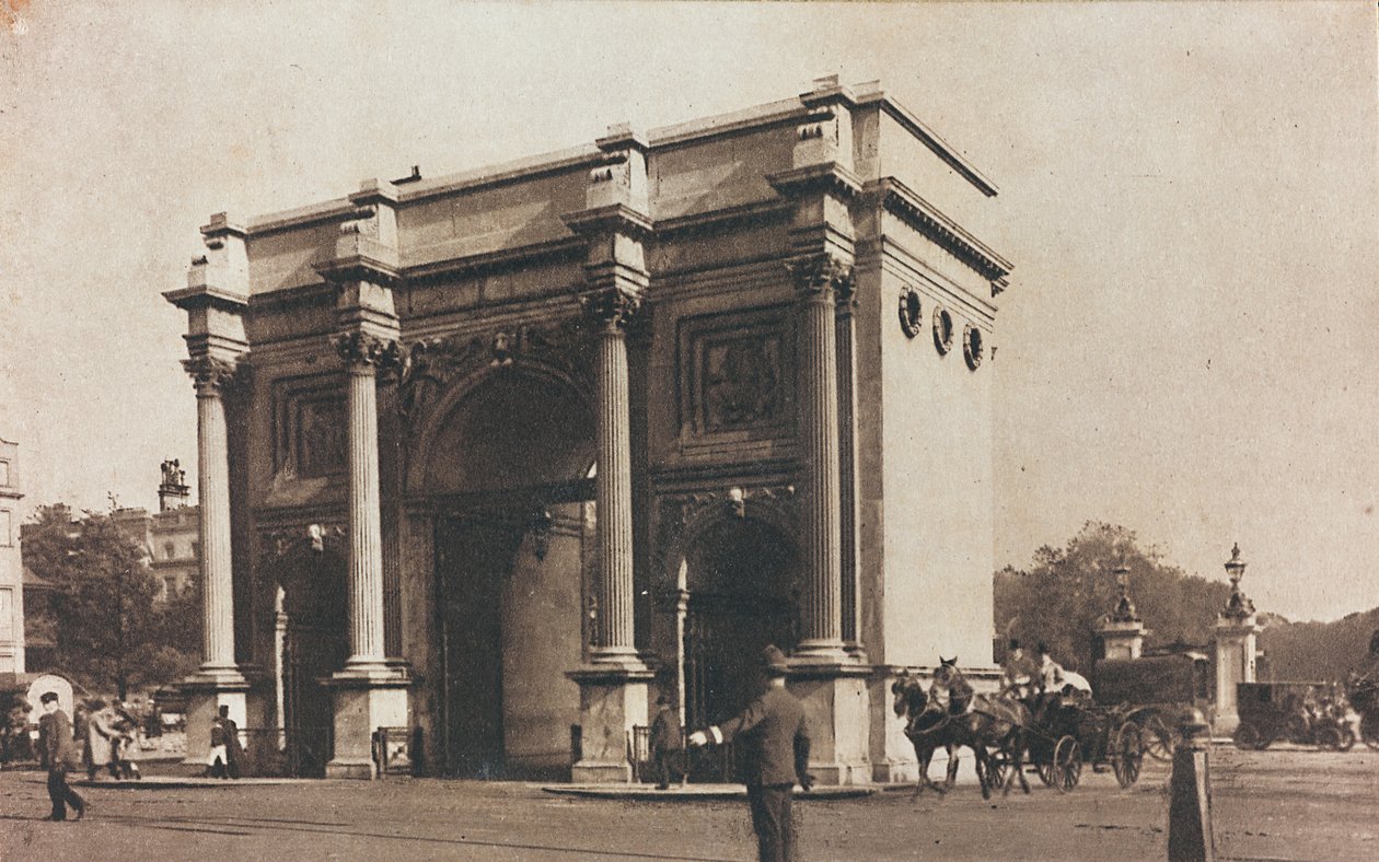 Marble Arch in Londen door Unknown photographer