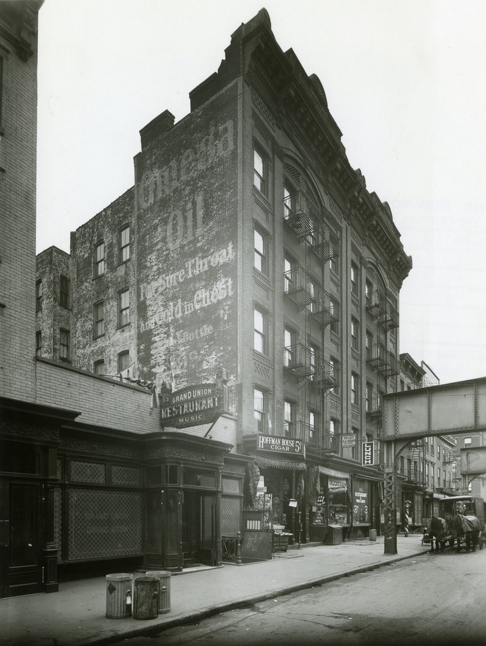 1807-1813 Park Avenue, 124-125th Streets, 1915 door William Davis Hassler