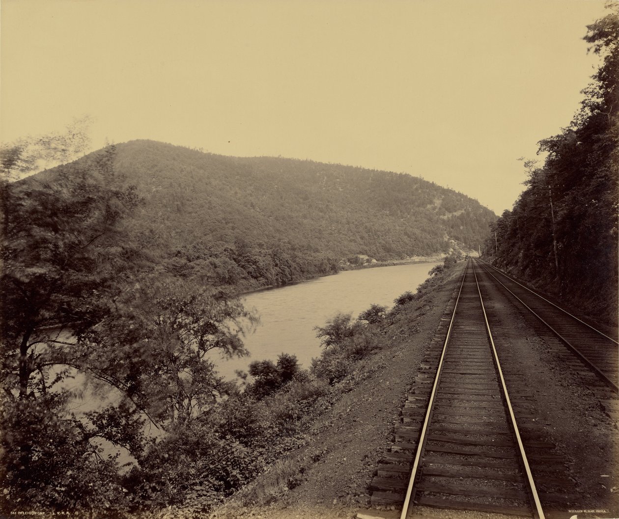 In Lehigh Gap. door William H. Rau