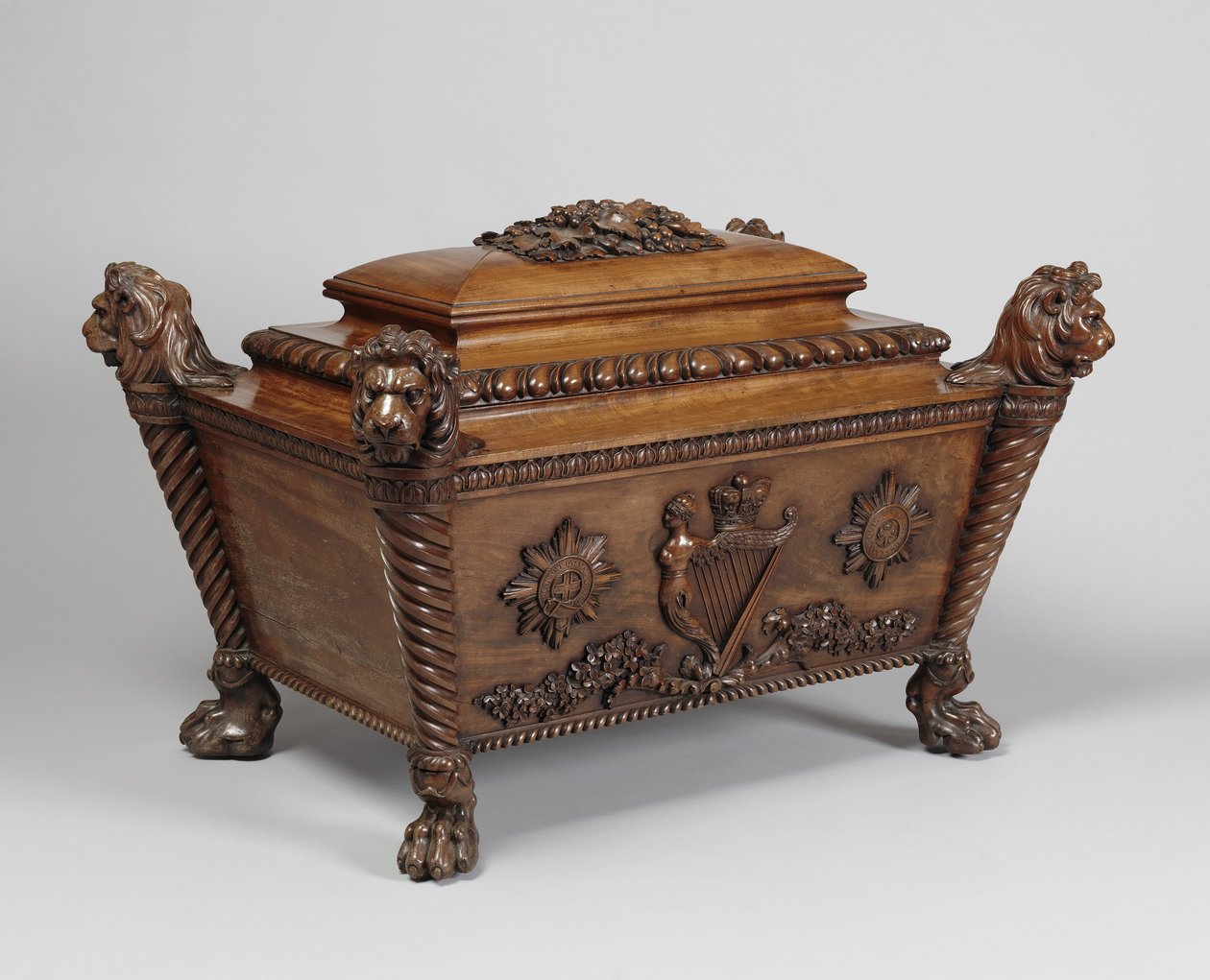 Wijnkoeler, c.1821 door Williams and Gibton Mack