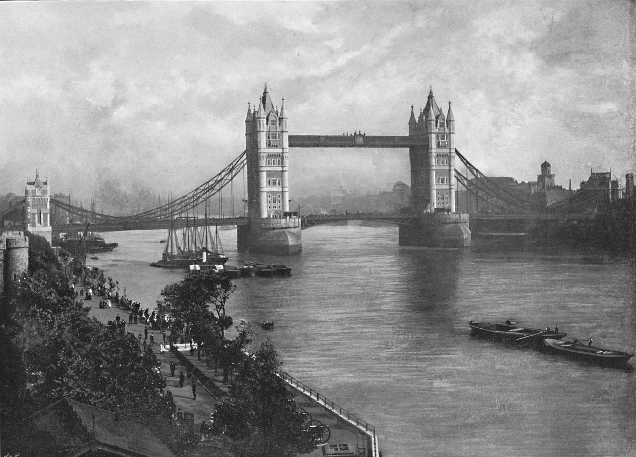 De Tower Bridge, ca. 1896 door York and Son