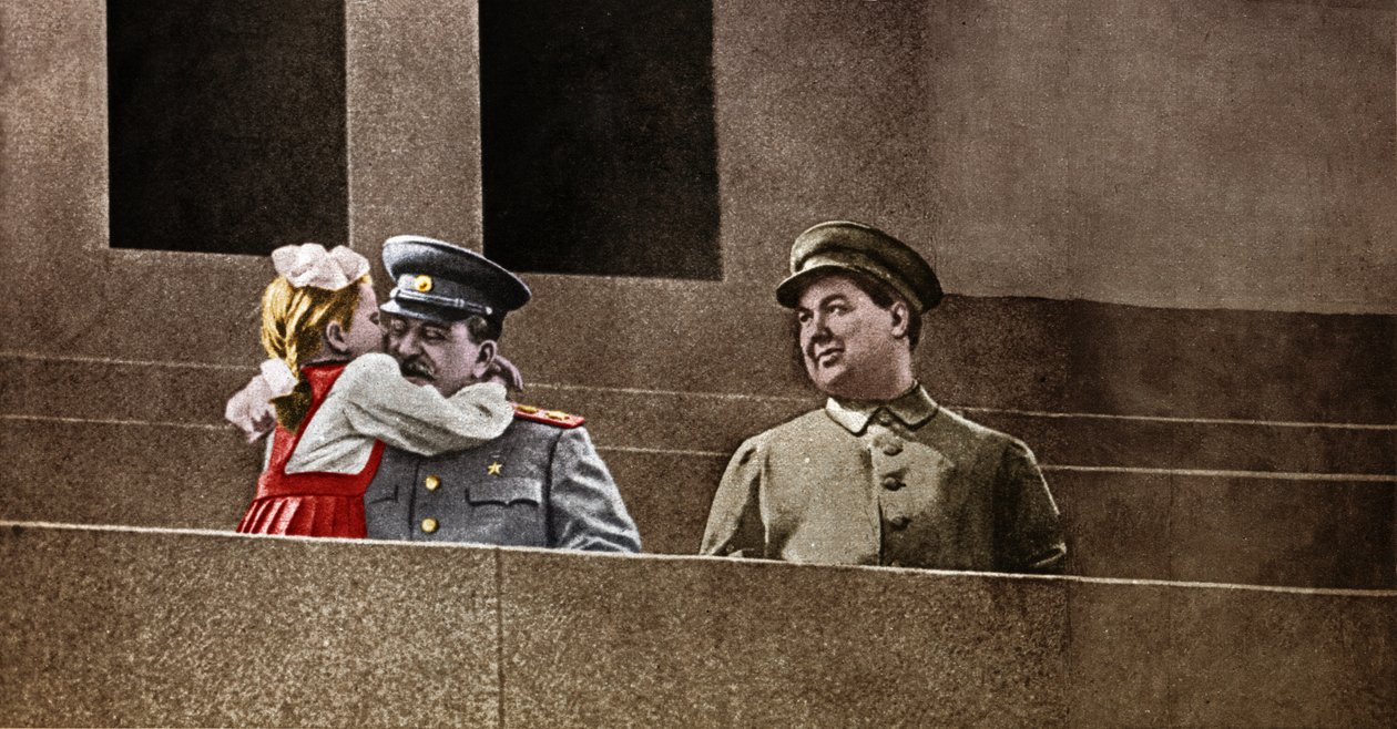 Joseph Stalin door . .