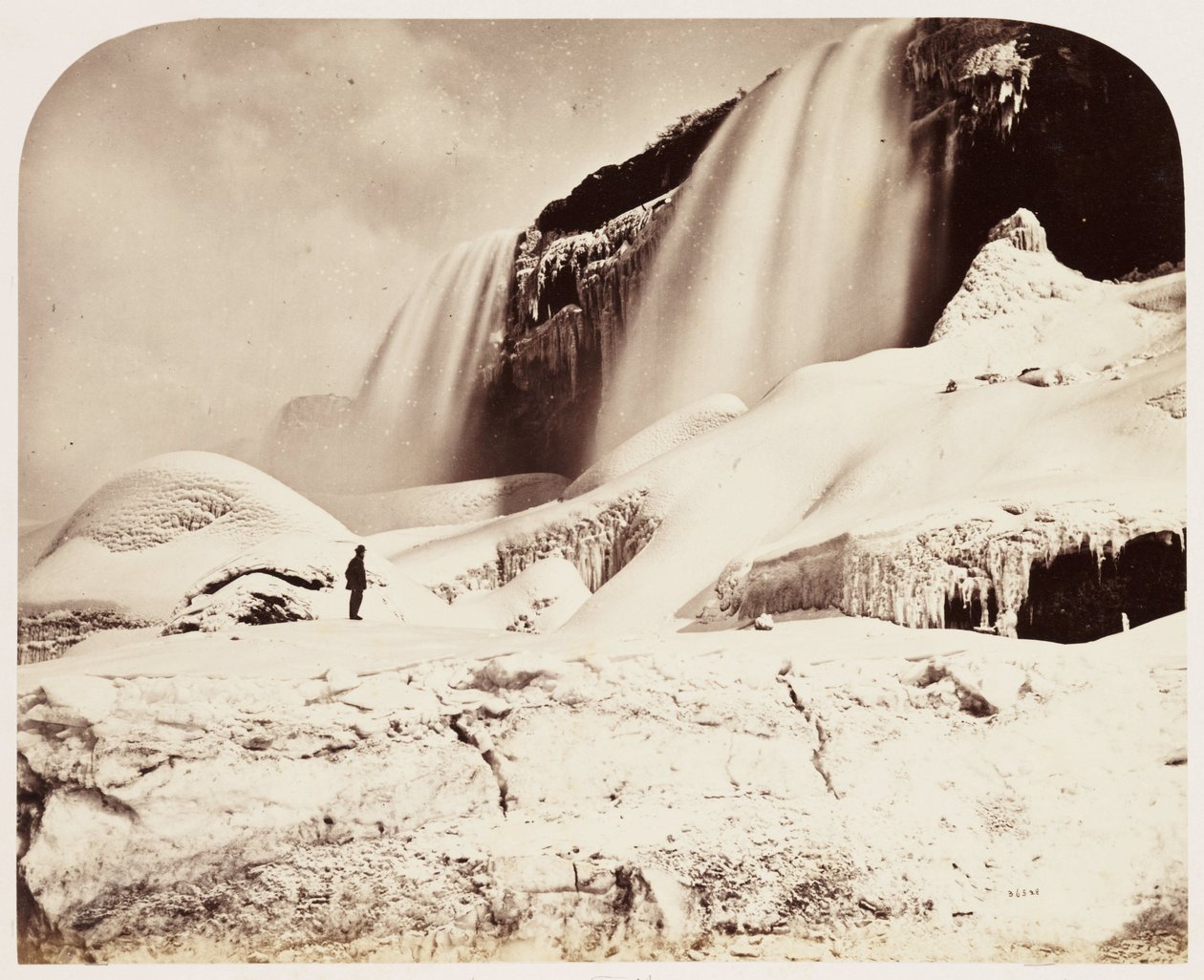 Deel van American Falls, met grotten door John Pardon
