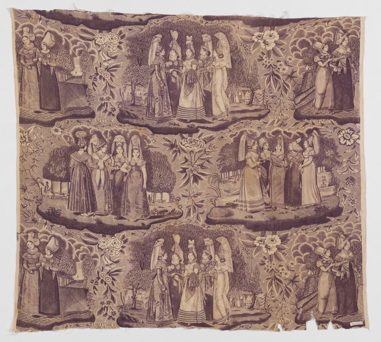 Textiel door after Louis Marie Lanté