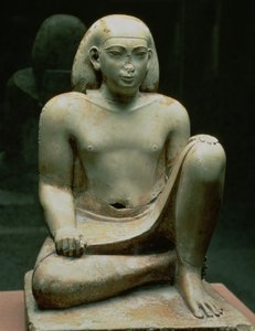 Hurkende figuur van Bes (kalksteen)