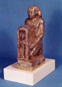 Pedesi houdt een naos van Osiris vast