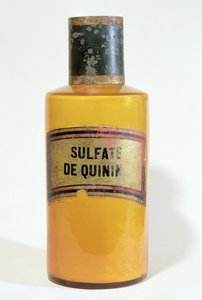 Farmaceutische fles kinine
