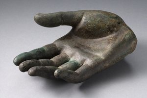 Hand