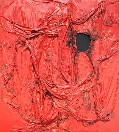 Grande Rosso door Alberto Burri