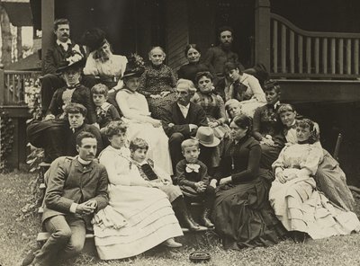 Stieglitz Familie bij Oaklawn, Lake George door Alfred Stieglitz