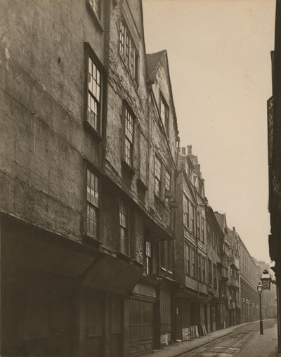 Oude huizen in Wych Street, Londen door English Photographer