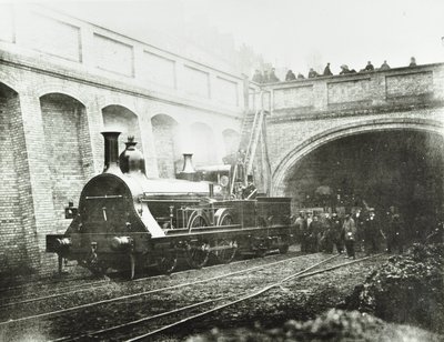 Stafford Street, experimentele locomotief, 1862 door English Photographer