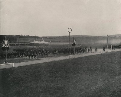 Een Militaire Parade bij Longchamps door French Photographer