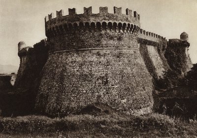 Italië: Castello Sarzanello door Kurt Hielscher